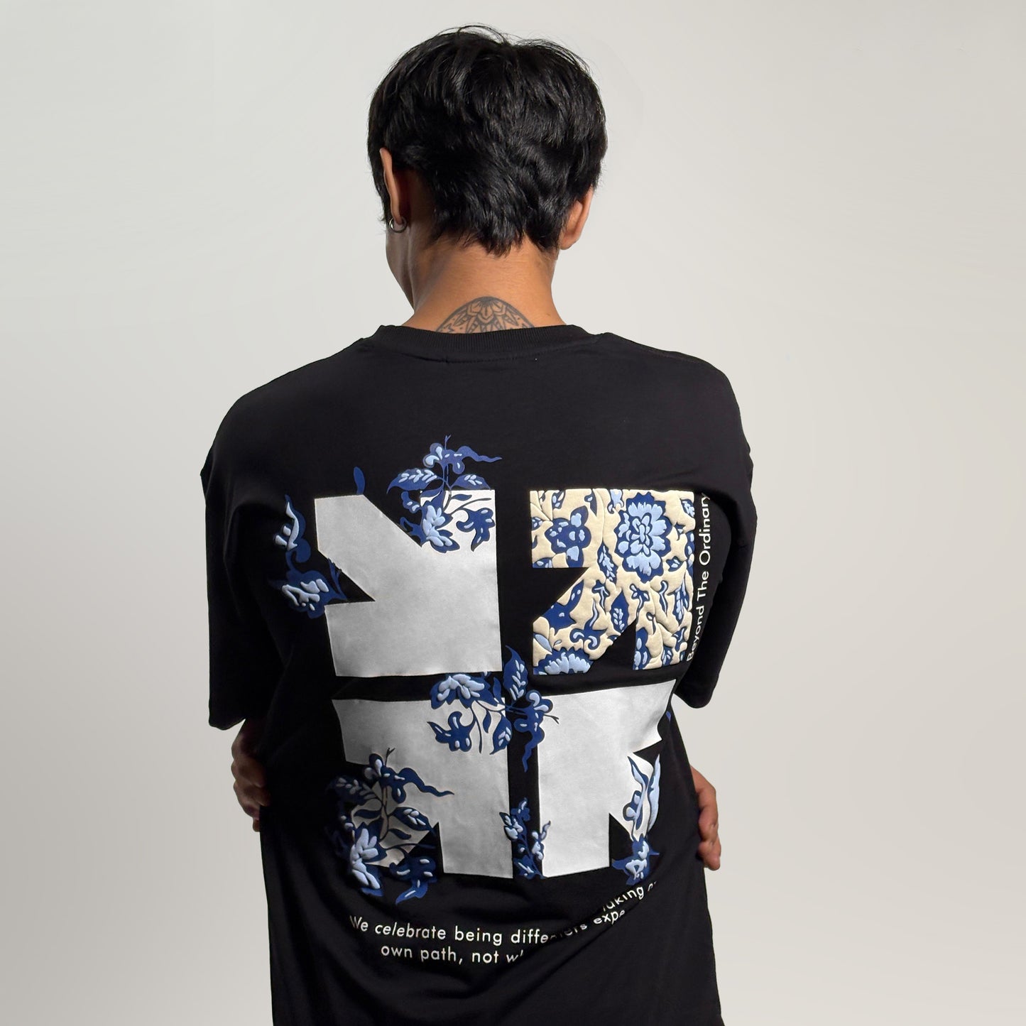 Hallerbose - Black Oversized T-shirt